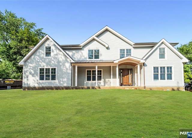 Property at 12 Rickland Rd, Old Tappan, NJ 07675, 5 beds, 5.5 baths
