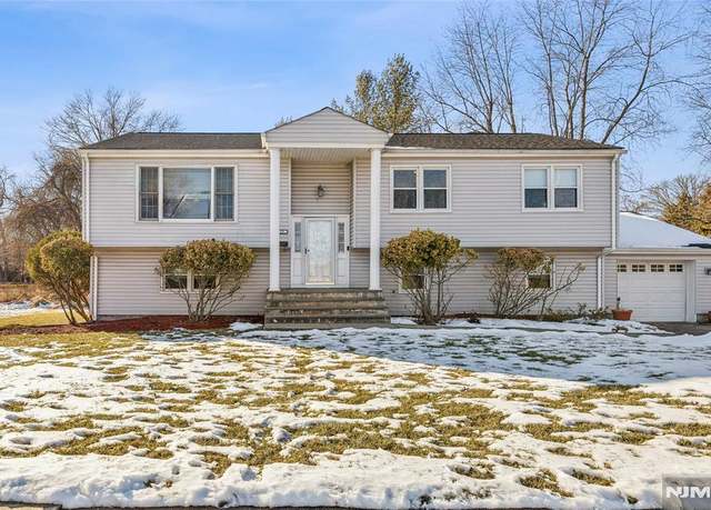 Property at 129 3rd St, Cresskill, NJ 07626, 5 beds, 3 baths