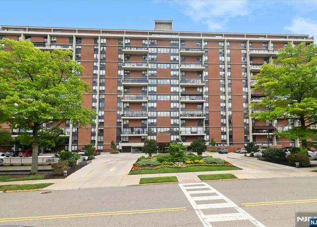Property at 3 Horizon Rd #626, Fort Lee, NJ 07024, 1 bed, 1 bath