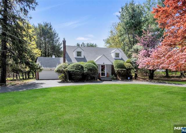 Property at 43 Old Tappan Rd, Old Tappan, NJ 07675, 4 beds, 2 baths
