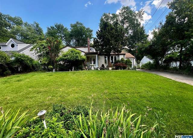 Property at 766 7th Ave, River Edge, NJ 07661, 5 beds, 3 baths