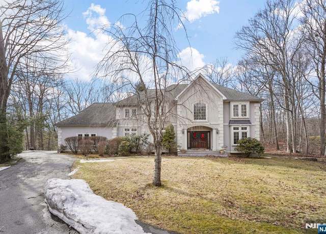 Property at 160 Rockburn Pass, West Milford, NJ 07480, 4 beds, 2.5 baths