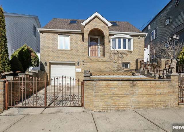 Property at 105 Windsor St, Kearny, NJ 07032, 3 beds, 1 bath