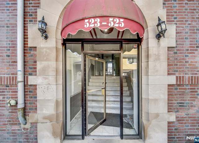 Property at 523 525 34th St Unit B1, Union City, NJ 07087, 2 beds, 1 bath