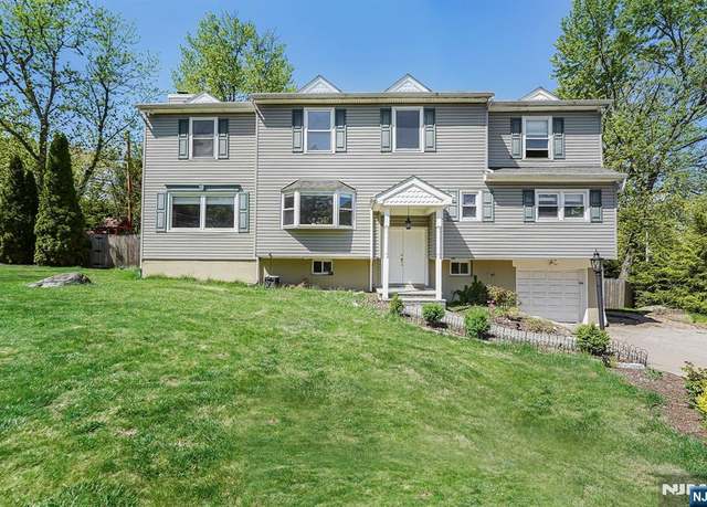 Property at 72 Siek Rd, Butler Borough, NJ 07405, 4 beds, 3 baths