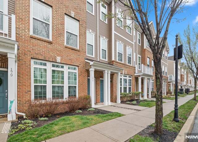 Property at 177 Wesmont Dr, Wood Ridge, NJ 07075, 2 beds, 2 baths