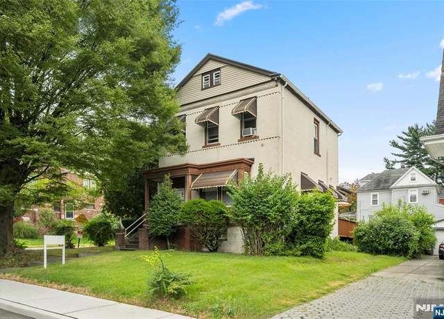 Property at 455 Broad Ave, Leonia, NJ 07605, 4 beds, 3 baths