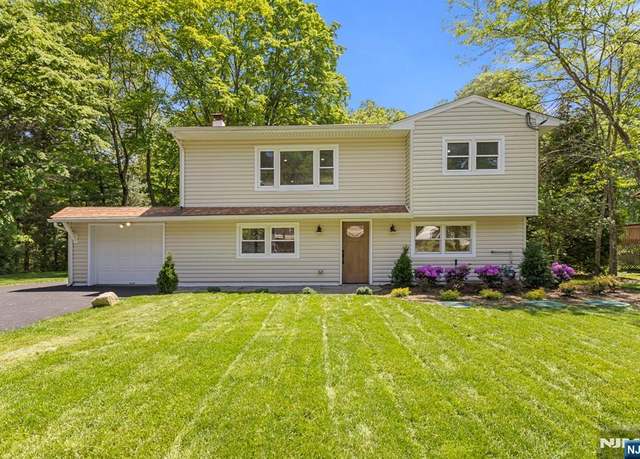 Property at 435 Conklintown Rd, Ringwood, NJ 07456, 3 beds, 2 baths