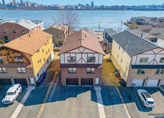 Property at 91 Myrtle Ave, Edgewater, NJ 07020, 8 beds, 5 baths