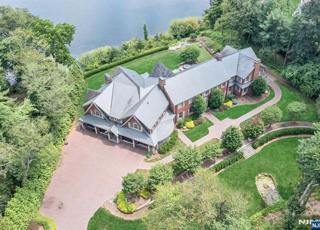Property at 311 Algonquin Rd, Franklin Lakes, NJ 07417, 6 beds, 6.5 baths