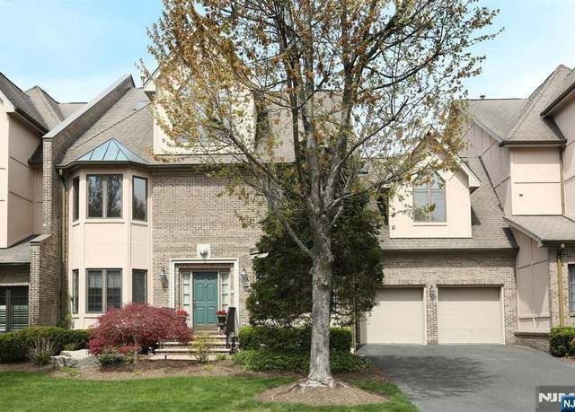 Property at 205 Bearwoods Rd, Park Ridge, NJ 07656, 4 beds, 4 baths