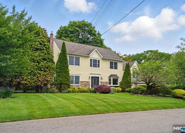 Property at 20 Harvard Ave, Wyckoff, NJ 07481, 4 beds, 3 baths