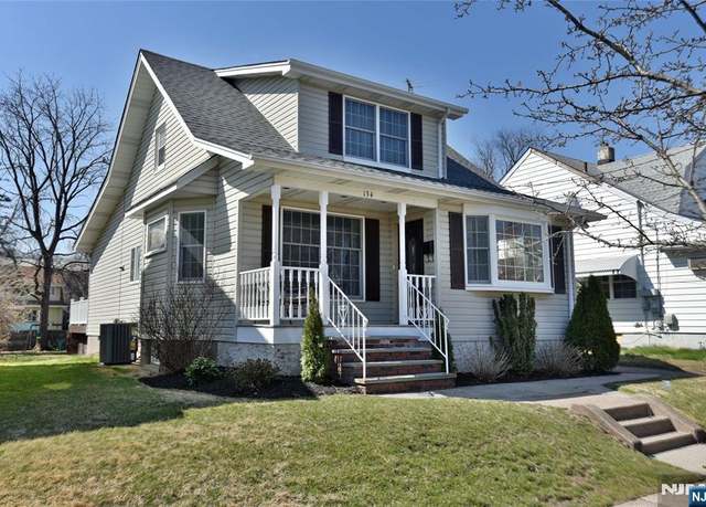 Property at 134 Buena Vista Ave, Hawthorne, NJ 07506, 3 beds, 2 baths