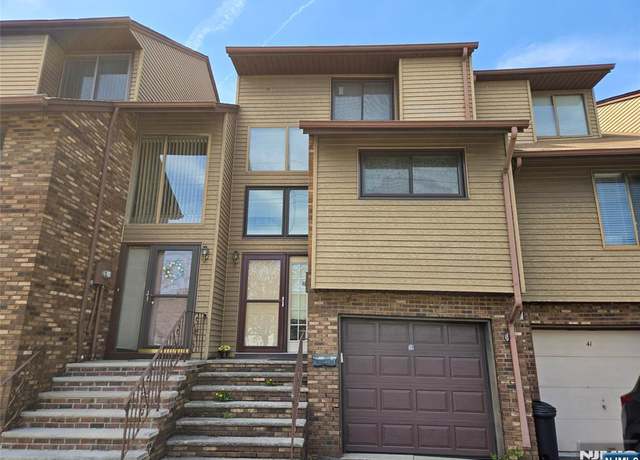 Property at 39 Ross Rd, Wallington, NJ 07057, 2 beds, 2 baths