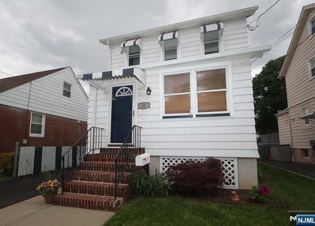 Property at 31 Colling Ave, Rochelle Park, NJ 07662, 3 beds, 1 bath