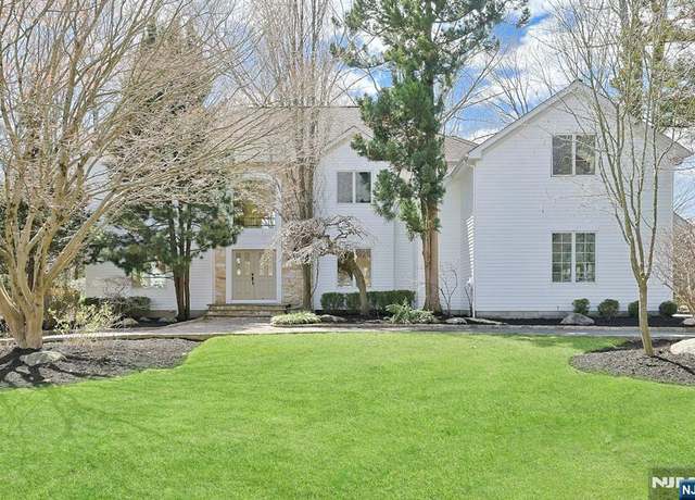 Property at 33 Corrigan Way, Old Tappan, NJ 07675, 6 beds, 3.5 baths