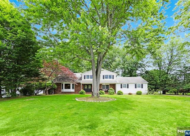 Property at 66 Hoffman Ct, River Vale, NJ 07675, 4 beds, 2.5 baths