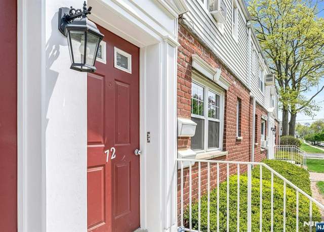 Property at 72A Hastings Ave, Rutherford, NJ 07070, 1 bed, 1 bath