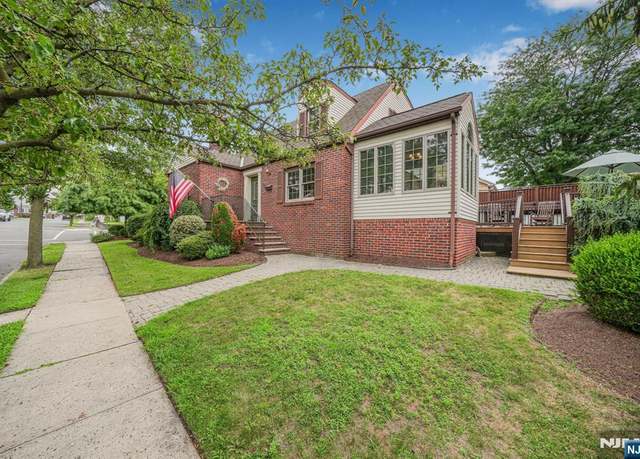 Property at 23 Lincoln Ave, North Arlington, NJ 07031, 3 beds, 2 baths