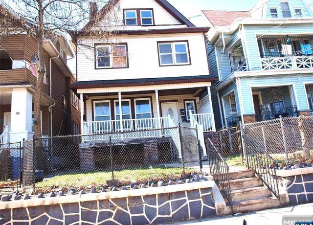 Property at 298 Woodside Ave, Newark, NJ 07104, 7 beds, 4 baths