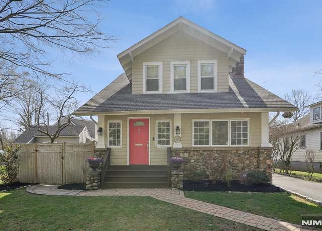 Property at 116 Mountain Ave, North Caldwell, NJ 07006, 3 beds, 2 baths