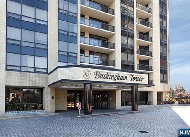 Property at 800 Palisade Ave #1603, Fort Lee, NJ 07024, 2 beds, 2.5 baths