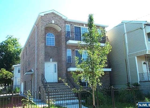 Property at 471 Hawthorne Ave, Newark, NJ 07112, 8 beds, 4 baths