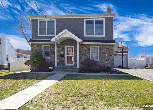 Property at 37-06 Van Duren Ave, Fair Lawn, NJ 07410, 4 beds, 3.5 baths