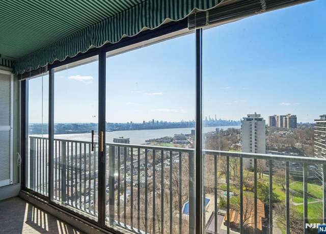 Property at 5 Horizon Rd #1507, Fort Lee, NJ 07024, 1 bed, 1.5 baths