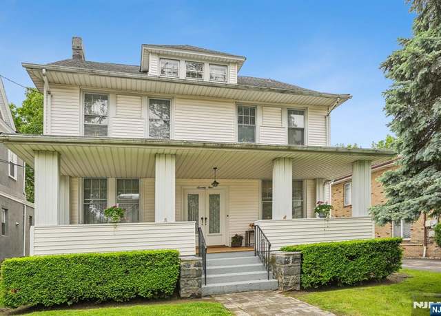 Property at 74 Oakdene Ave, Cliffside Park, NJ 07010, 6 beds, 2.5 baths