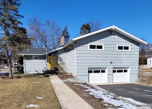 Property at 4 Mountain Way, Cedar Grove, NJ 07009, 3 beds, 2.5 baths