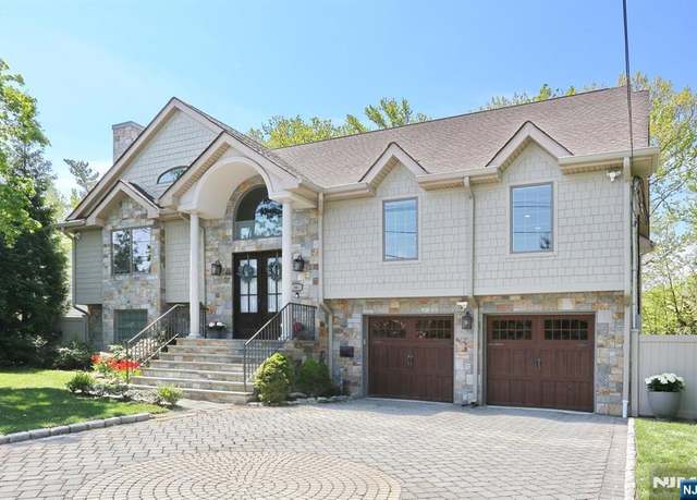 Property at 36 Sherwood Ave, Englewood Cliffs, NJ 07632, 3 beds, 4.5 baths