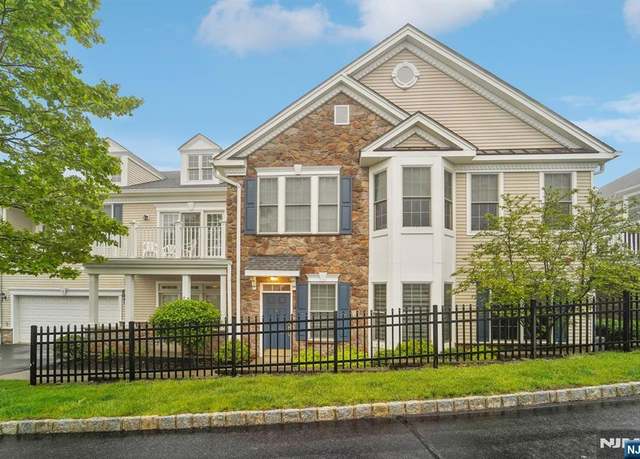 Property at 50 Talus Rd #5706, Woodland Park, NJ 07424, 2 beds, 2.5 baths