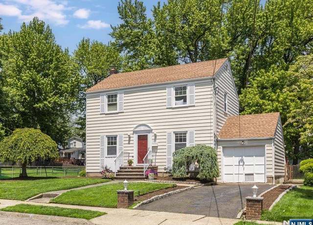 Property at 100 Darling Ave, Bloomfield, NJ 07003, 3 beds, 1 bath