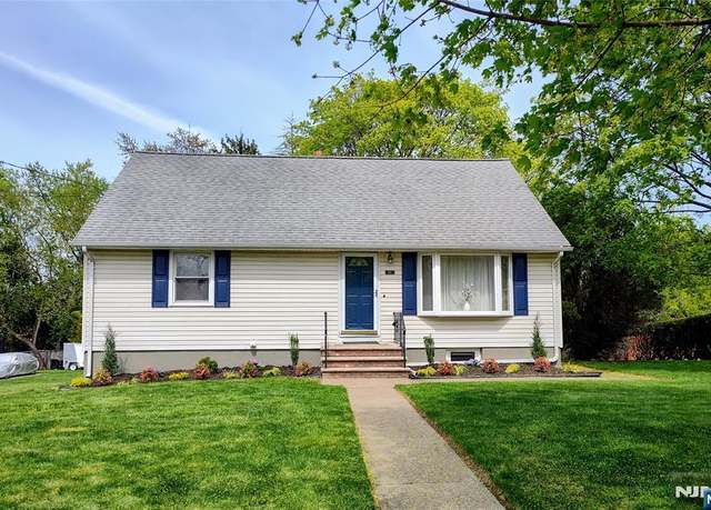 Property at 42 Deerfield Rd, Wayne, NJ 07470, 4 beds, 2 baths