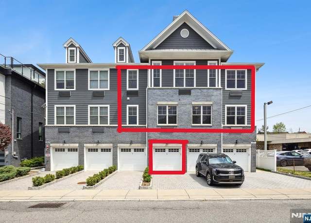 Property at 17 Cumbermeade Rd #202, Fort Lee, NJ 07024, 3 beds, 2.5 baths