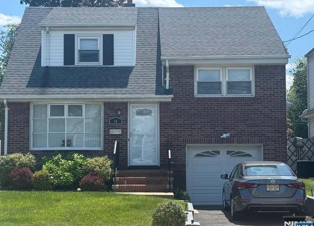 Property at 60 River Edge Rd, Bergenfield, NJ 07621, 3 beds, 1.5 baths