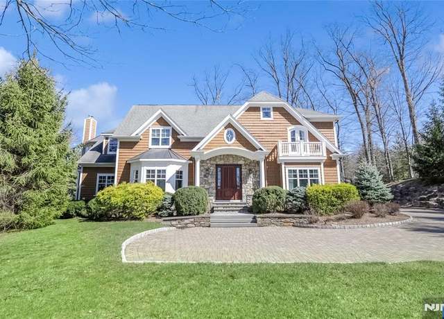 Property at 111 Van Riper Ln, Woodcliff Lake, NJ 07677, 7 beds, 6.5 baths