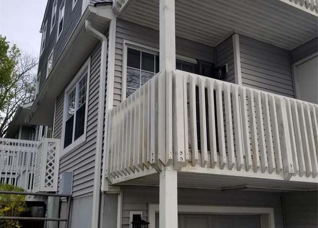 Property at 3 Quail Ct, Englewood, NJ 07631, 2 beds, 2.5 baths