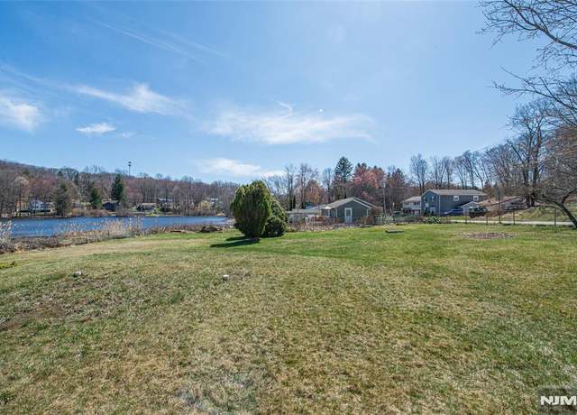 Property at 502 Otterhole Rd, West Milford, NJ 07480, 2 beds, 1 bath