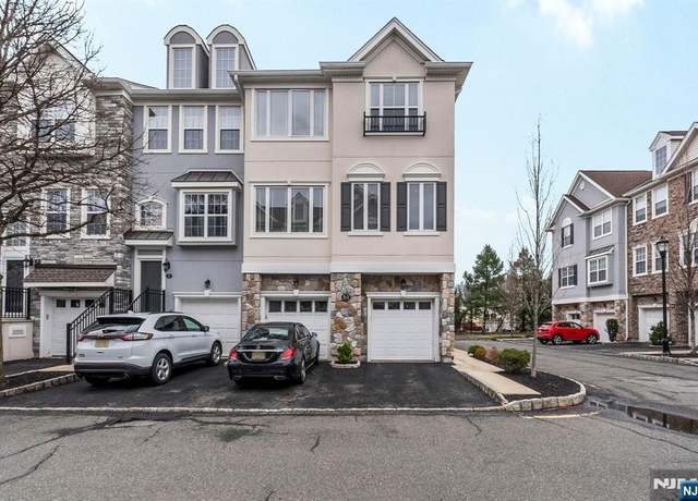 Property at 1 Carrington Pl, Clifton, NJ 07013, 2 beds, 2.5 baths