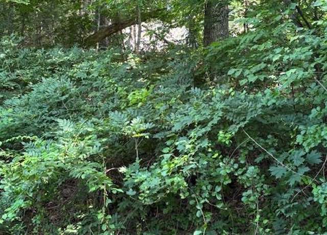 Property at 28 Hillside Rd, Wanaque, NJ 07465