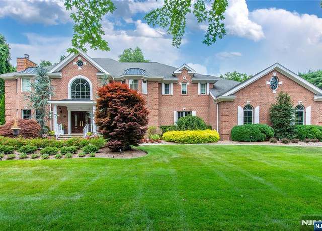 Property at 703 Ginger Ln, Franklin Lakes, NJ 07417, 5 beds, 6.5 baths