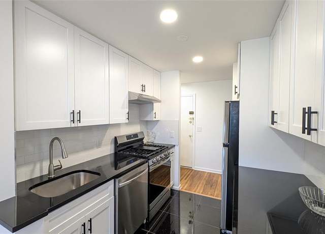 Property at 605 Grove St Unit G5, Clifton, NJ 07013, 1 bed, 1 bath