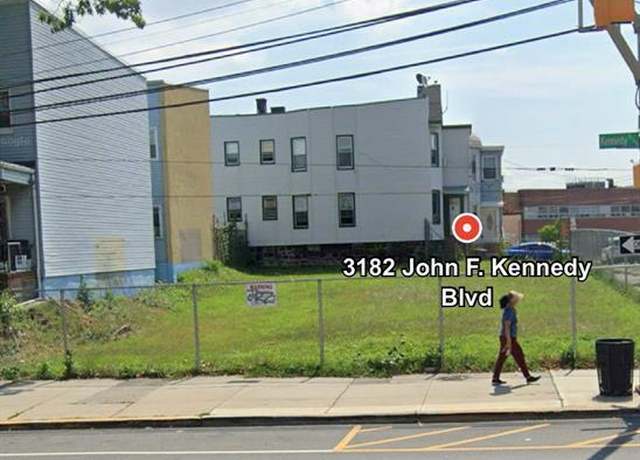 Property at 3184 John F Kennedy Blvd, Jersey City, NJ 07306, 6 beds, 4 baths