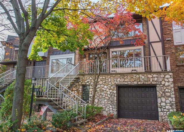 Property at 900 Valley Rd Unit G2, Clifton, NJ 07013, 2 beds, 2.5 baths