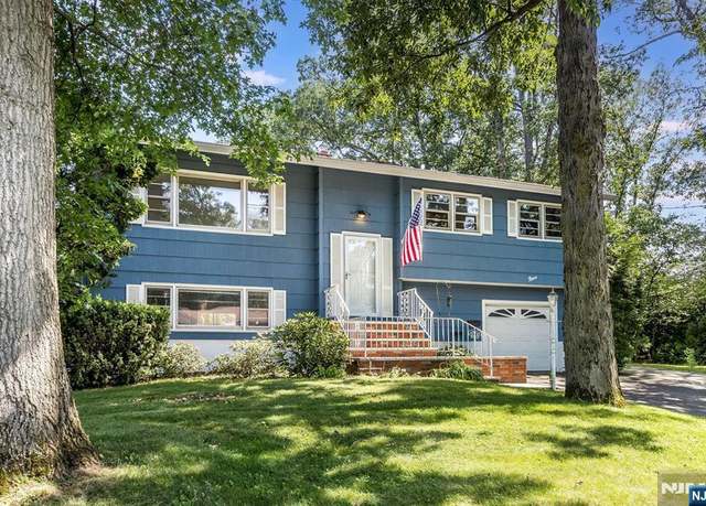Property at 9 Kevin Ter, Fairfield, NJ 07004, 3 beds, 2 baths