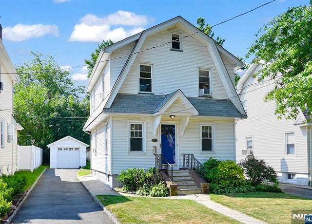Property at 123 Demarest Ave, Bloomfield, NJ 07003, 3 beds, 1.5 baths