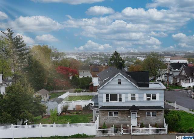 Property at 148 Hackensack St, Wood Ridge, NJ 07075, 5 beds, 1 bath