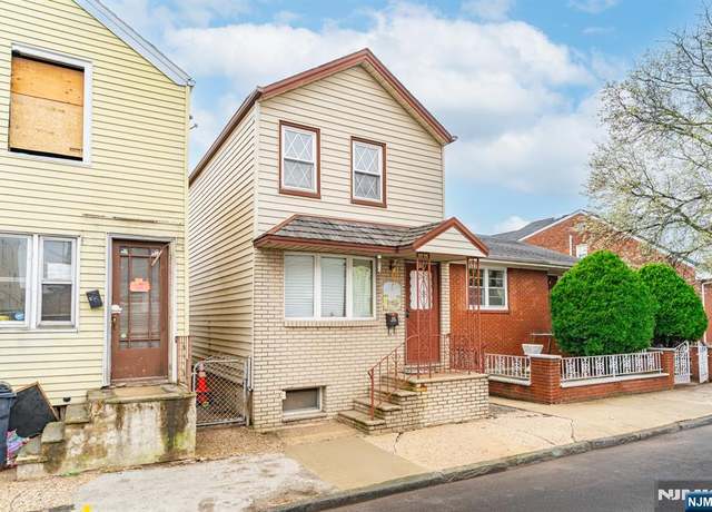 Property at 33 Garrison St, Newark, NJ 07105, 2 beds, 1 bath